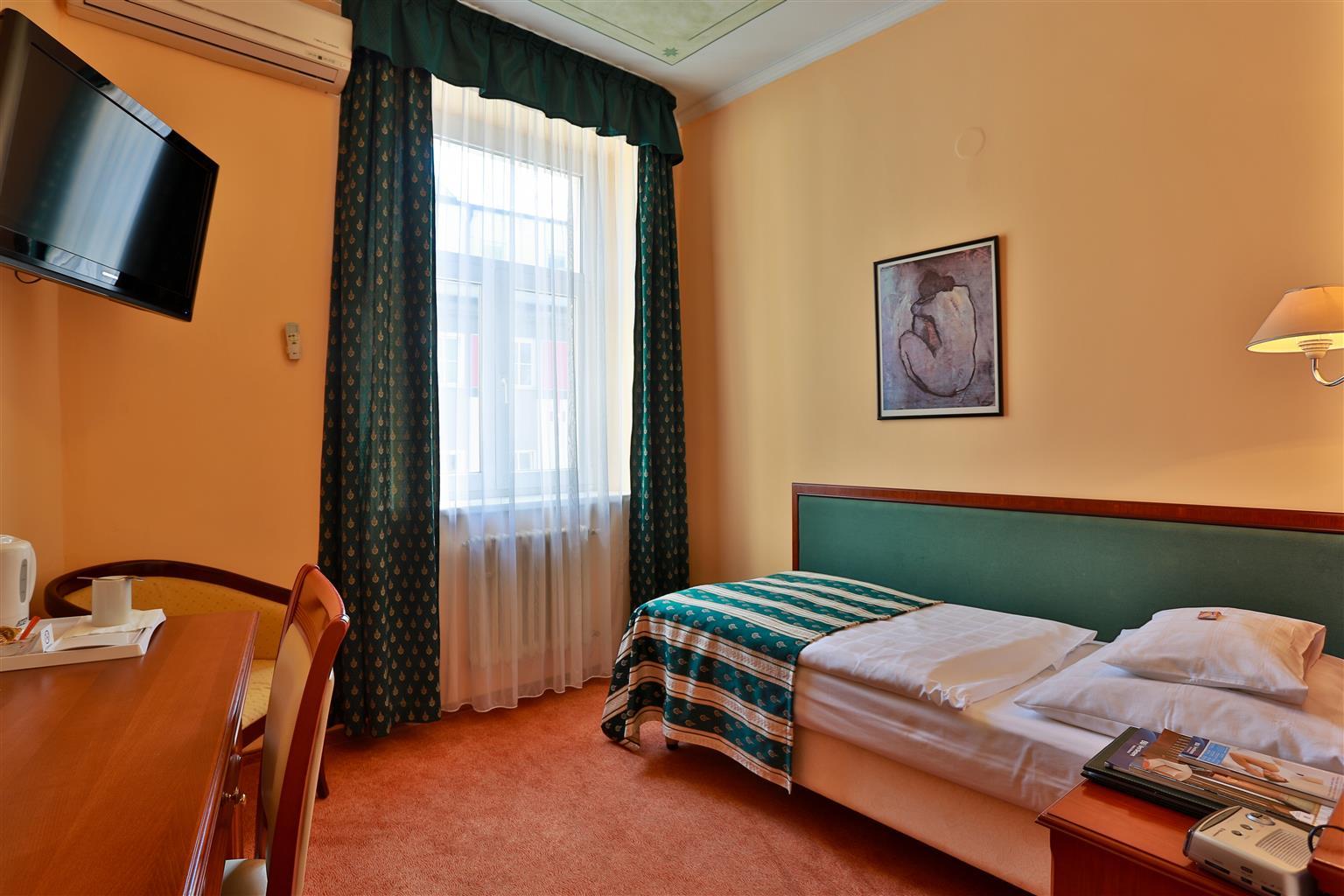 Otel Meteor Plaza 4*