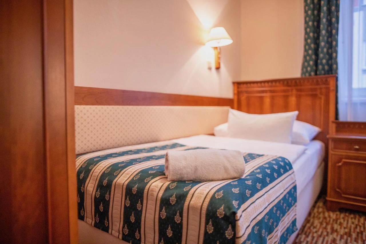 Meteor Plaza Otel 4*