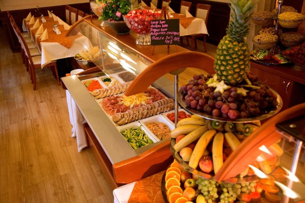 Otel Meteor Plaza 4*