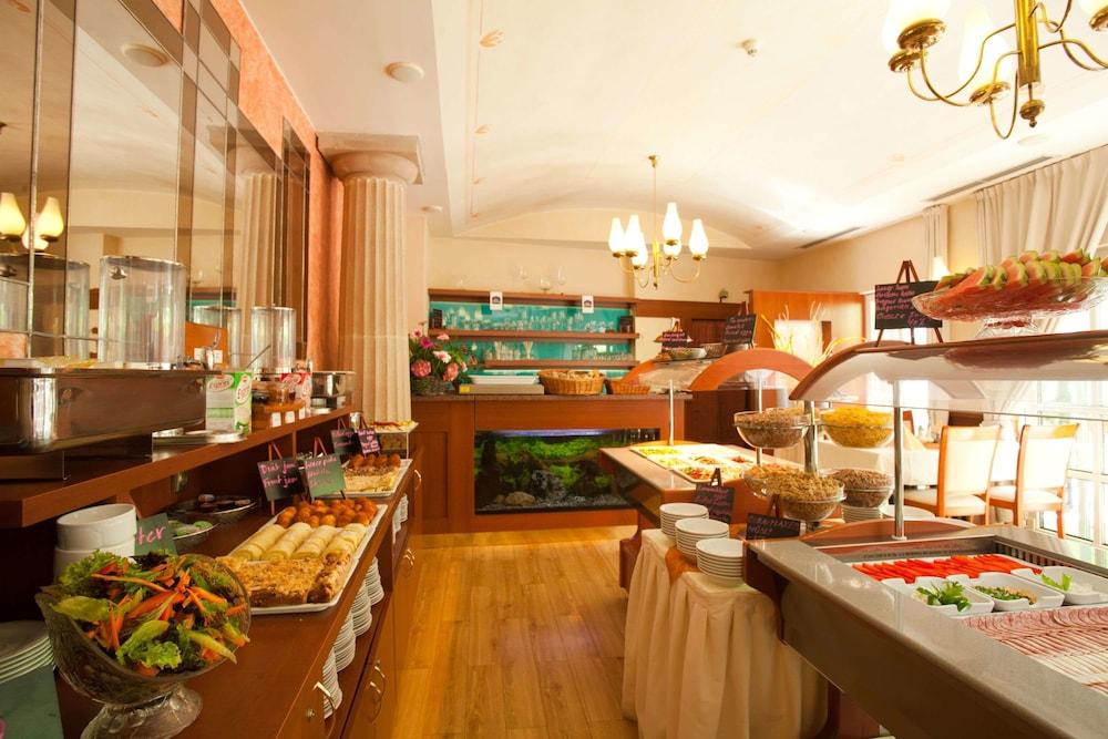 Meteor Plaza Otel 4*